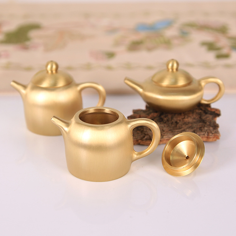 Vintage Collectible Furniture - إبريق شاي نحاسي صغير، ديكور مكتبي