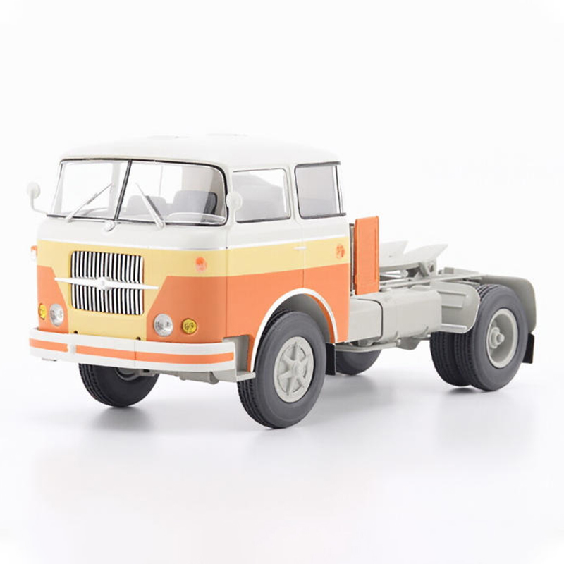 Vintage Collectible Trucks - نموذج مصغر بمقياس 1:43 من سبيكة