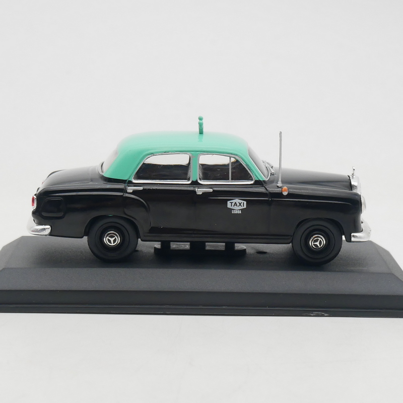 نموذج سيارة IXO بمقياس 1:43 من - مراجعة Vintage Collectible Toy Cars وسعره