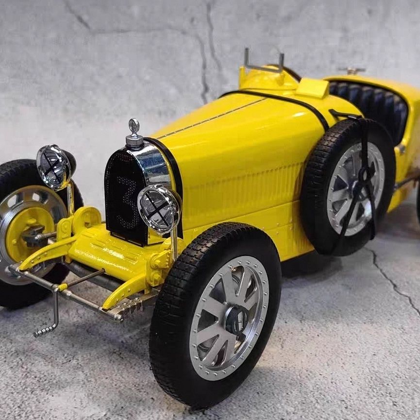 نموذج سيارة بوجاتي T35 الكلاسي - مراجعة Vintage Collectible Toy Cars وسعره
