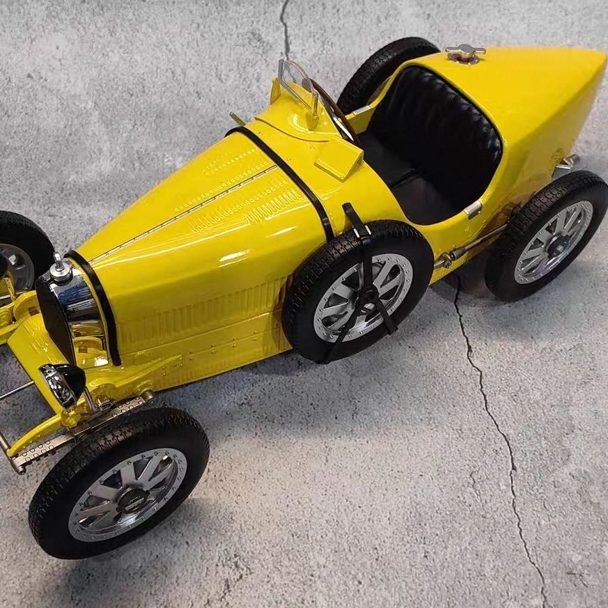 نموذج سيارة بوجاتي T35 الكلاسي - مراجعة Vintage Collectible Toy Cars وسعره