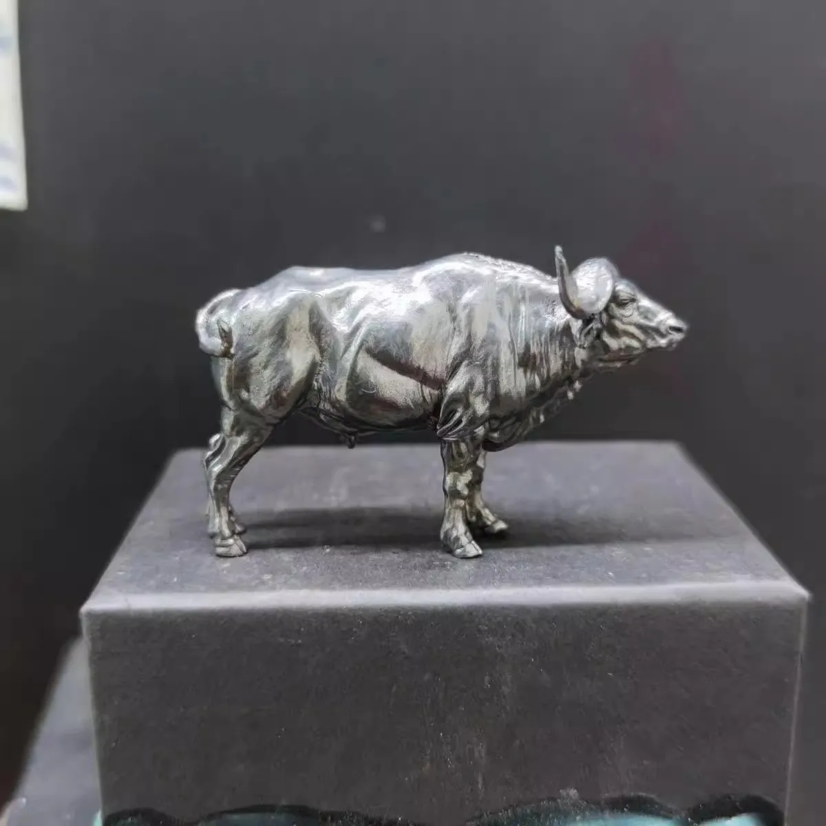 النحاس الجاموس الأفريقي النحت  - مراجعة Vintage Collectible Furniture وسعره
